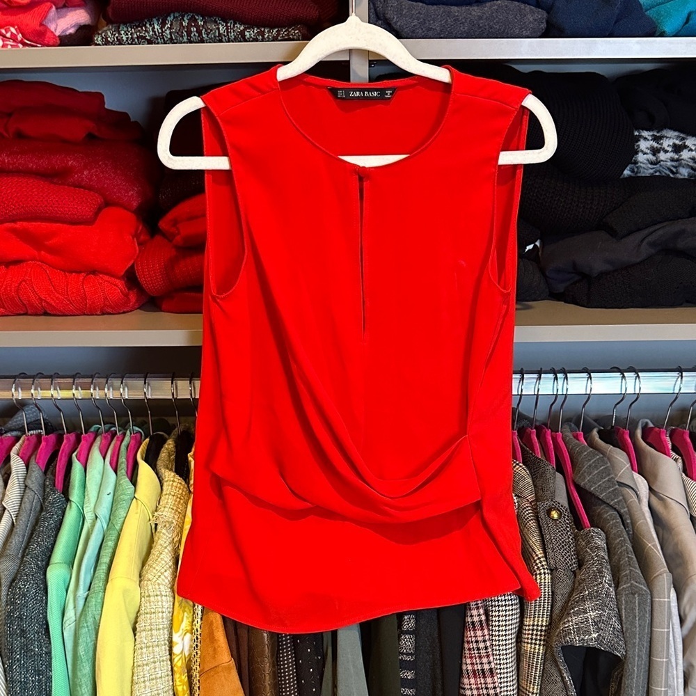 Zara red sleeveless front button keyhole closure draped blouse size S